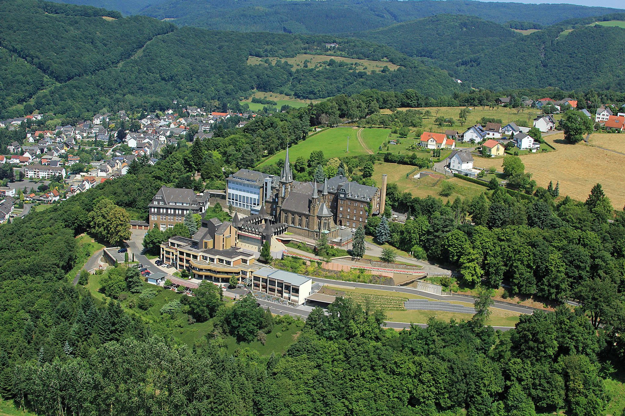 Fasten-Yoga-Wander-Retreat im Kloster Waldbreitbach (4 Tage/3 ÜN)
